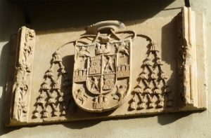 Escudo del Obispo Francisco de Cabrera
